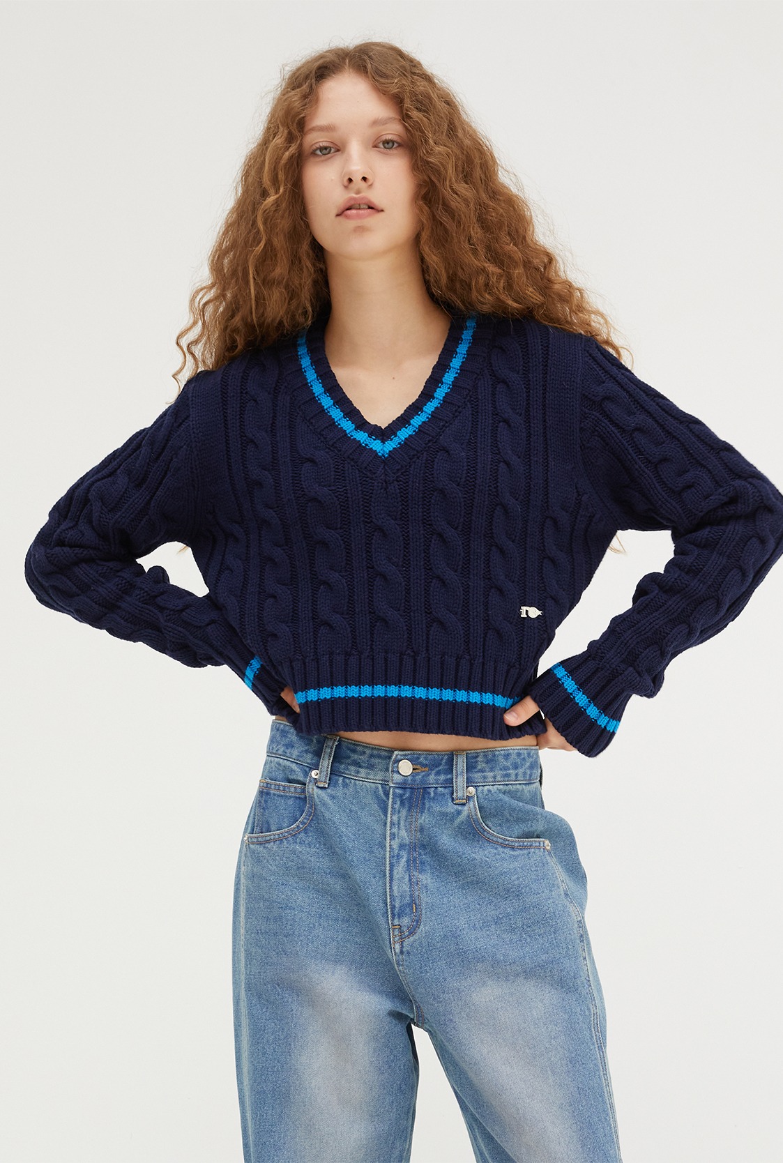 R CABLE V-NECK KNIT TOP_NAVY